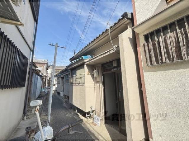 ツーイー寝屋川平屋外観写真3