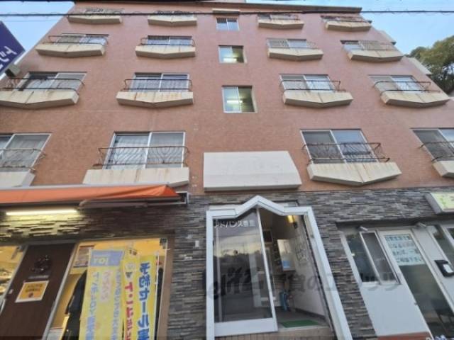 アドバンス香里外観写真3