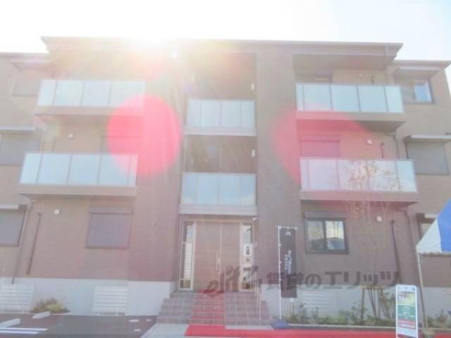 ドゥーズ外観写真1