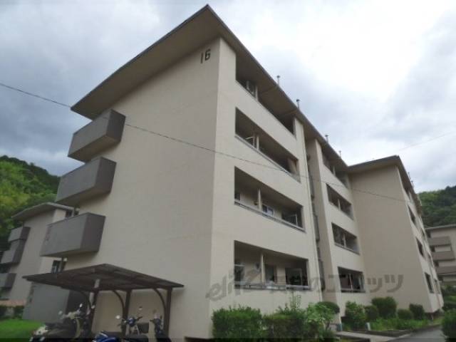 南円明寺ヶ丘団地16棟外観写真1