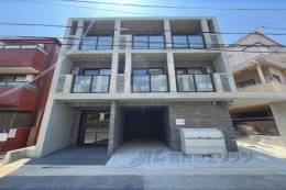 THE GARNET SUITE RESIDENCE山科WEST外観写真