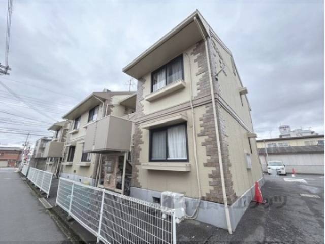 ファミール大和外観写真1