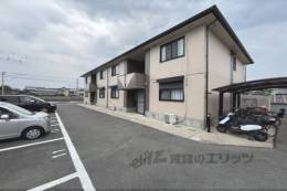 ファミールスギモト１外観写真