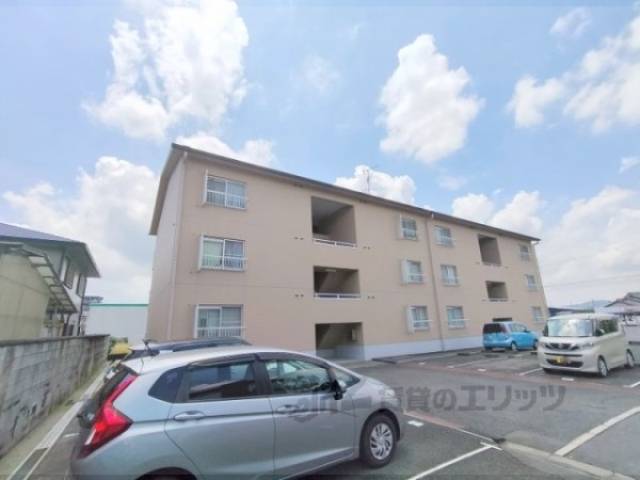 フクイマンション外観写真2