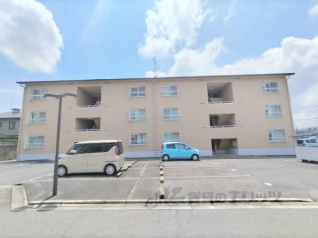 フクイマンション外観写真3