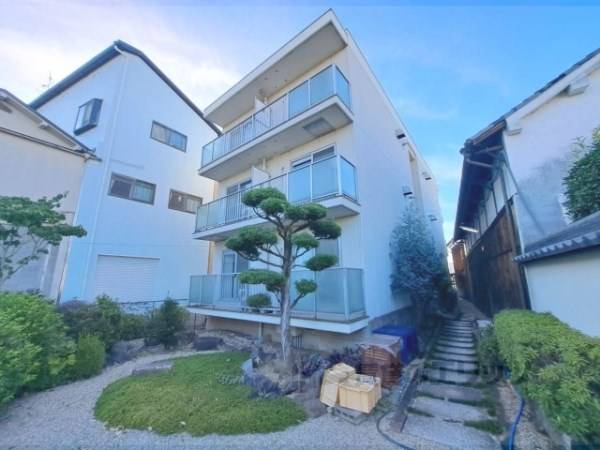 157441の外観写真