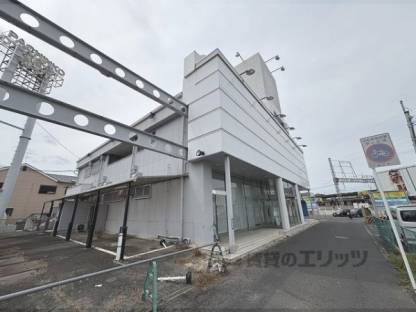 五位堂駅前ビル外観写真1