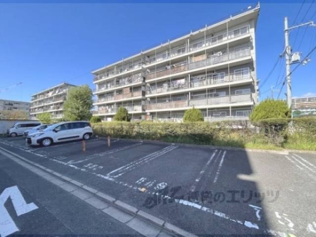 中宮第３団地３２号棟外観写真3