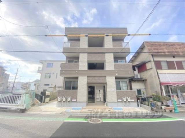 エヴィメリアＤ外観写真1