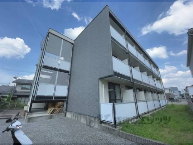 レオパレスｏｌｉｖｅ２外観写真2