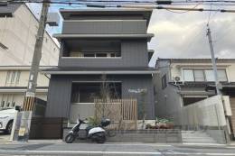 ヴォーグ丹波橋外観写真