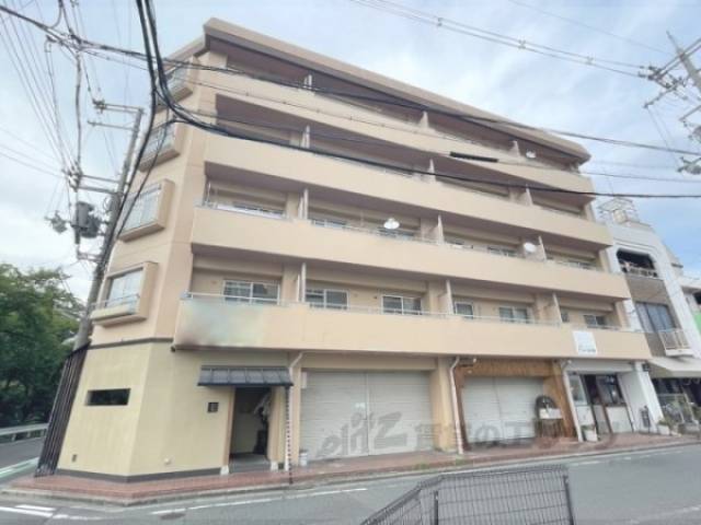 コーポオオミヤ外観写真1