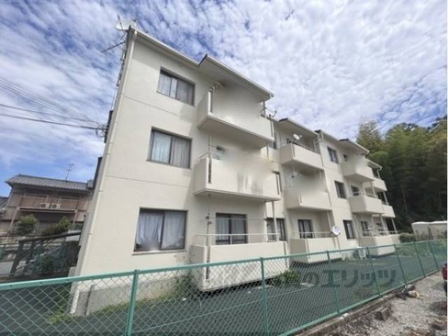 西池尻林田マンション外観写真1