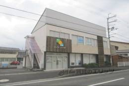 石部テナント外観写真