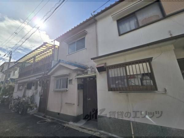 158157の外観写真