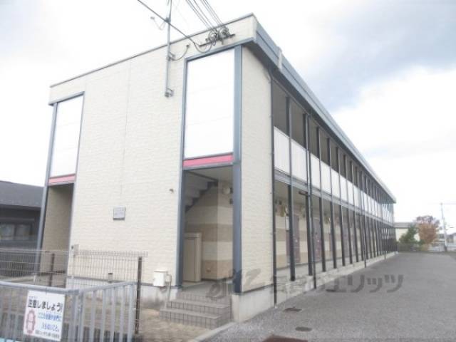 レオパレス日夏外観写真2