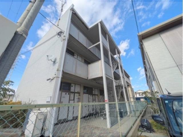 レオパレスヴィラ外観写真1
