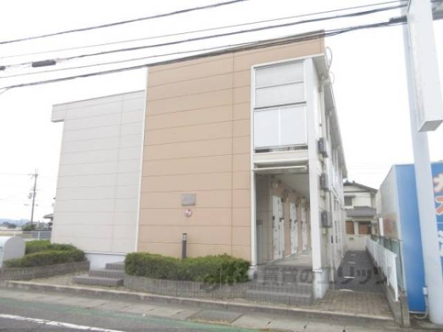 レオパレス清崎外観写真3