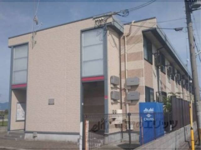 レオパレスめぞん恵智川外観写真2