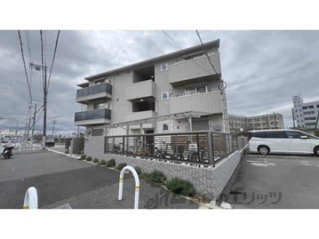 レジデンス藤戸外観写真2