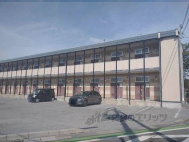 レオパレスＲａｃｏｏｎＤ６愛荘外観写真1