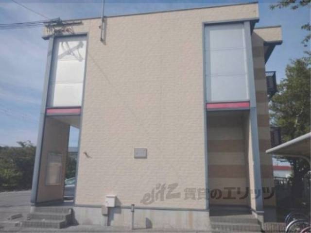 レオパレスＲａｃｏｏｎＤ６愛荘外観写真2