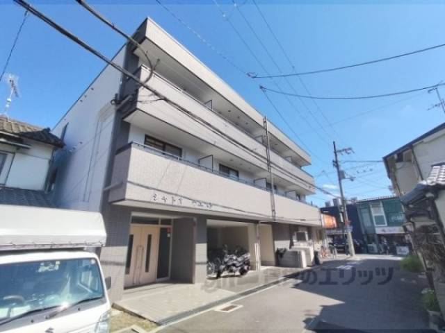 シャトルウエスト外観写真2