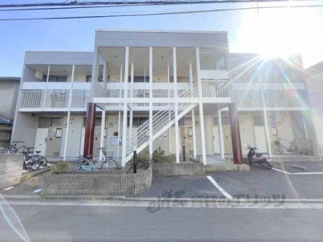 レオパレスシュバリエ外観写真2