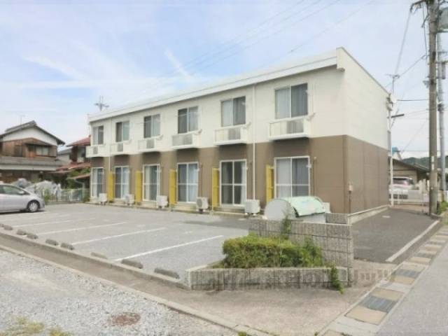 レオパレスＰａｓｅ外観写真1