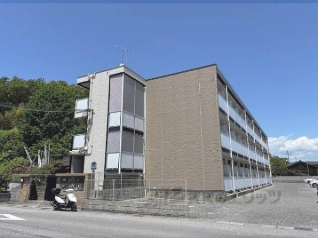 レオパレスソルシオン５外観写真3