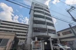 五位堂片岡マンション外観写真