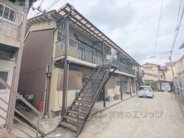 リベルテ葛城外観写真2