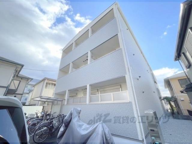 ルクレール菱屋外観写真3