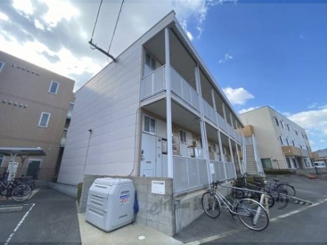 レオパレスビレック外観写真1