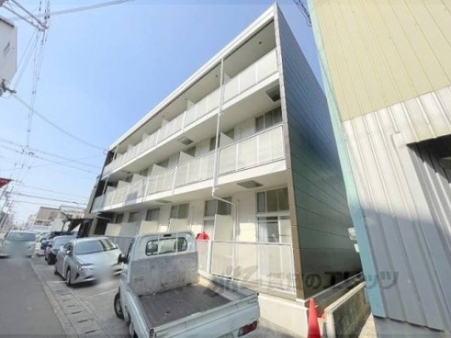 レオパレスエルヴェール２外観写真3