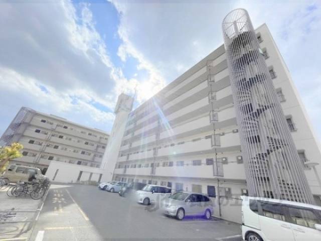 若草ハイツ外観写真1