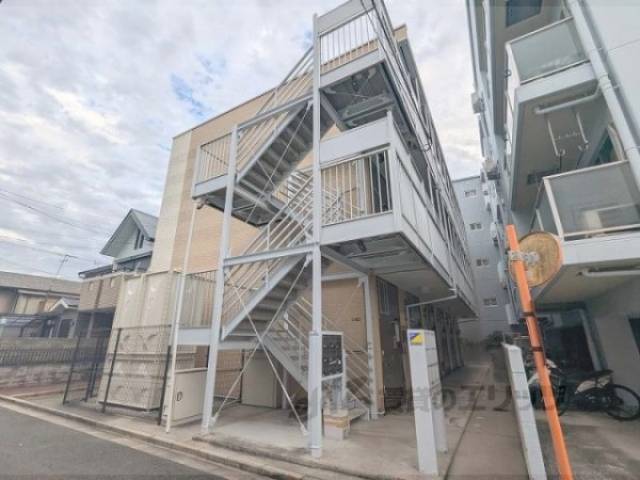 レオパレス今津外観写真1