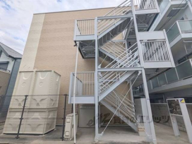 レオパレス今津外観写真2