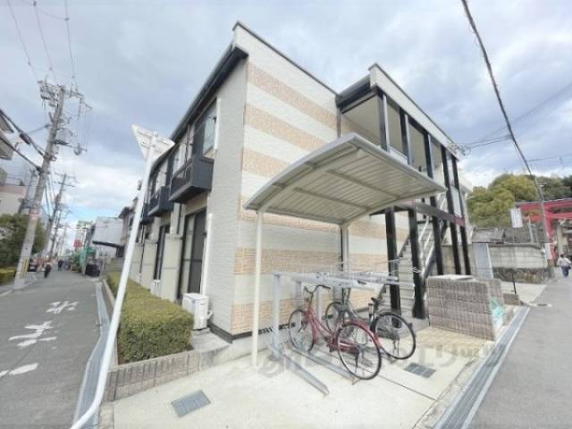 レオパレス瓢箪山外観写真2