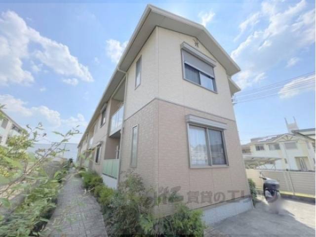 ブエナ　レラシオン外観写真1