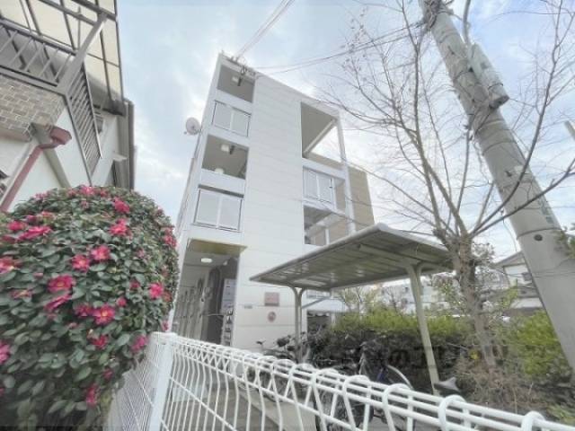 レオパレスブルーファン外観写真2