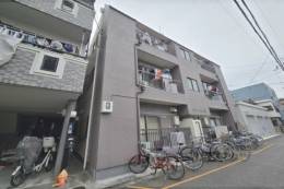 ロワール八坂外観写真