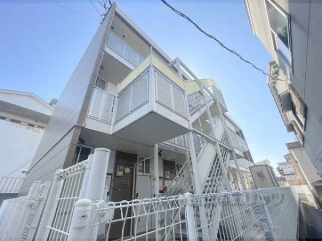 レオパレスＭｉｏ外観写真1