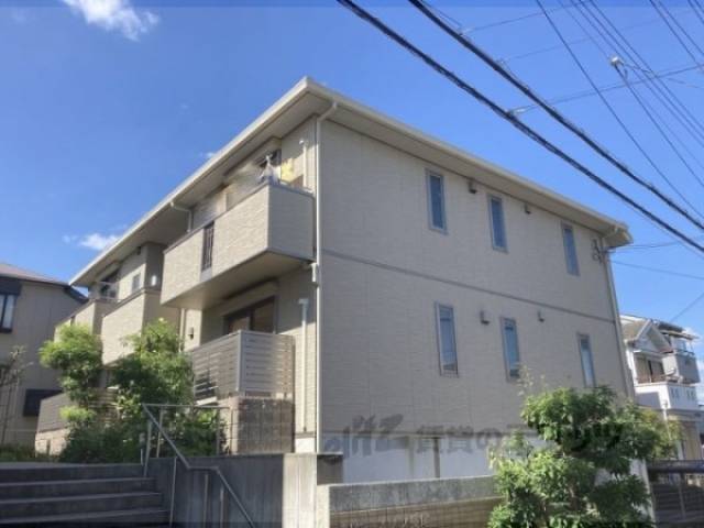 シャーメゾン長尾外観写真1