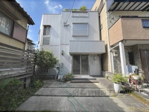 四宮駅より徒歩6分 築19年8ヶ月 4階建の賃貸物件