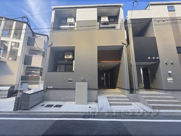 160742の外観写真