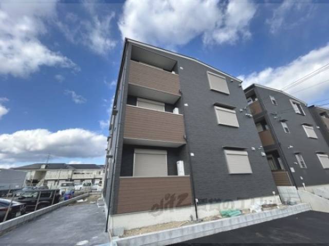 グランシャリオ招提３外観写真2