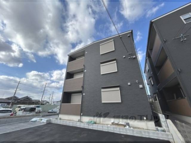 グランシャリオ招提３外観写真3