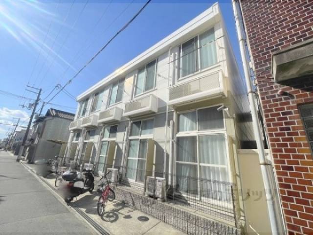 レオパレス俊徳道外観写真3