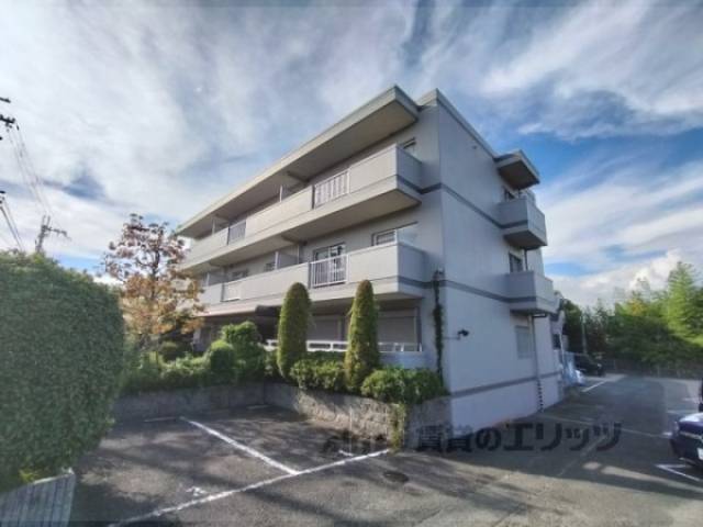 ジュネス東生駒外観写真2